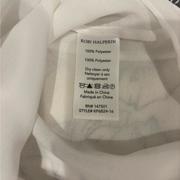 Chic White Lace Women's Blouse - Picture 3 of 4